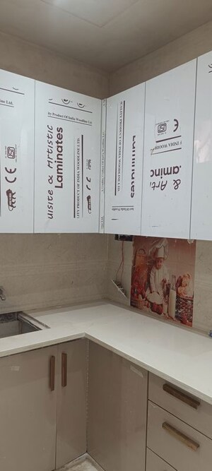 Furnished Amenities in 1 BHK Builder Floor at Rohini Sector 8 – for Sale