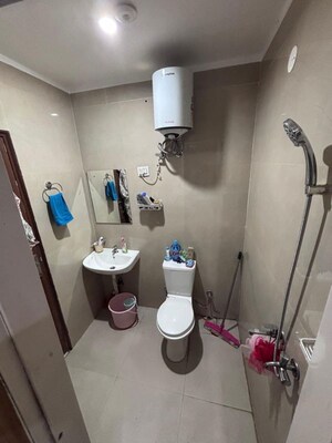 Team Area in 1 RK Builder Floor at Mohyal Colony – for Rent
