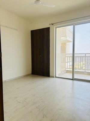 Room in 3 BHK Apartment at M3M Ikonic, Sector 68 – for Sale