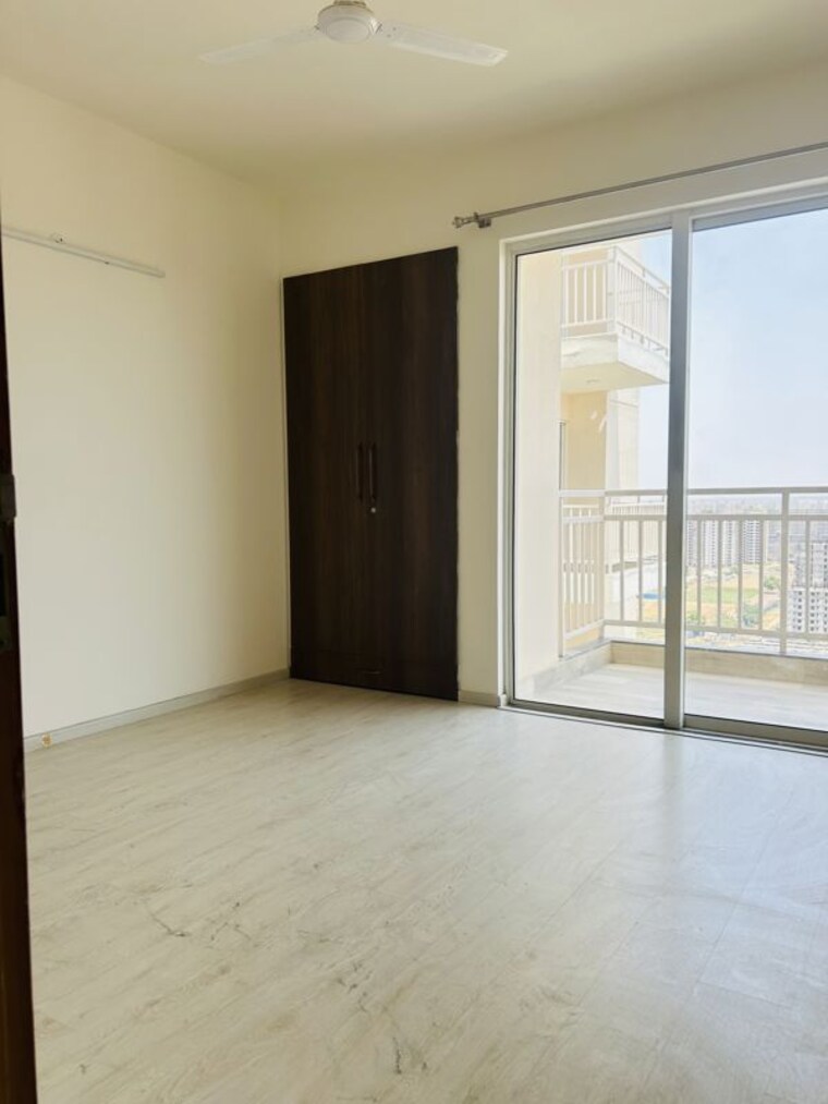 Room, m3m-ikonic 3 Bedroom 1950 Sq.Ft. Apartment In Sector 68 Gurgaon 10316966