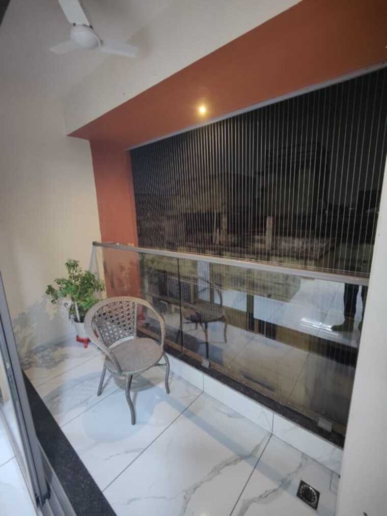 Balcony, thaltej 3 Bedroom 1818 Sq.Ft. Apartment In Thaltej Ahmedabad 10308380