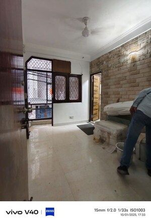 2 BHK Builder Floor For Rent in Savitri Nagar