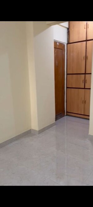 Room in 1 BHK Apartment at Shah Complex 3, Sanpada – for Rent