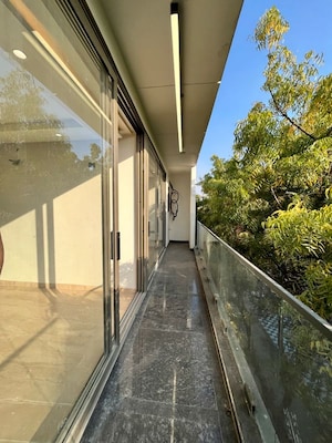 Balcony in 3 BHK Builder Floor at Sushant Lok I – for Rent