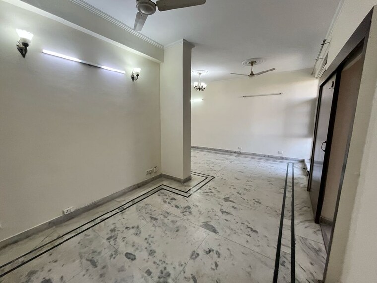 Room, bancourt-apartment 2.5 Bedroom 1500 Sq.Ft. Builder Floor In Sector 44 Gurgaon 9987628