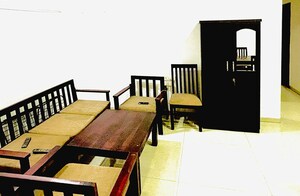  Pg For Rent in Safed Pul