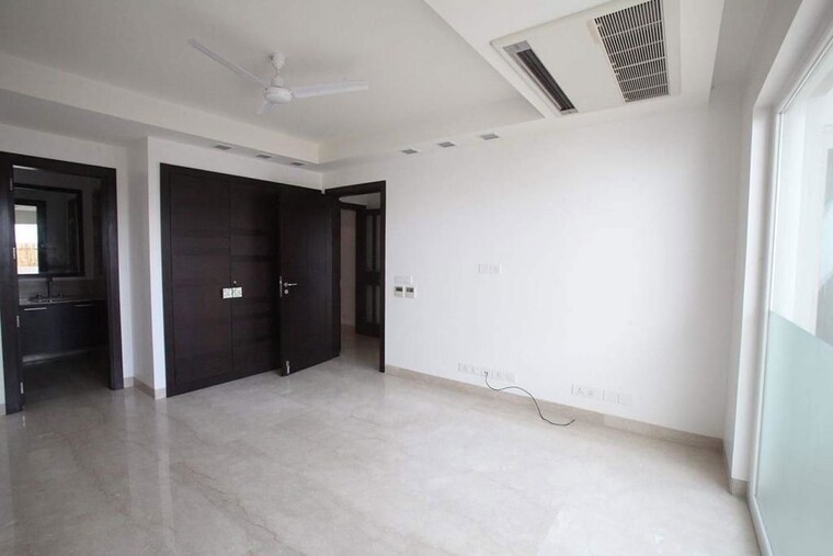 Room, vasant vihar 4 Bedroom 400 Sq.Yd. Builder Floor In Vasant Vihar Delhi 10317044