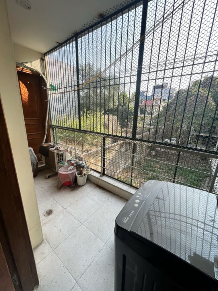 Balcony, sushant lok i 3 Bedroom 1745 Sq.Ft. Builder Floor In Sushant Lok I Gurgaon 9987543