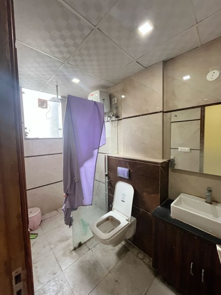 Team Area, sushant lok i 3 Bedroom 1745 Sq.Ft. Builder Floor In Sushant Lok I Gurgaon 9987543