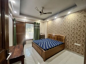 Bedroom in 3 BHK Builder Floor at Sushant Lok I – for Rent