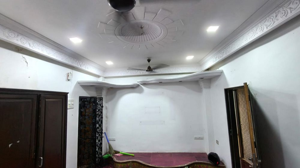 1 BHK + Pooja Room Apartment For Rent in Bandra West
