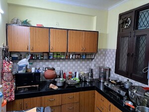 Kitchen in 2 BHK Builder Floor at Sector 27 – for Rent