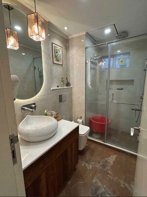 Bathroom in 3.5 BHK Apartment at JMD Gardens, Sector 33 – for Sale
