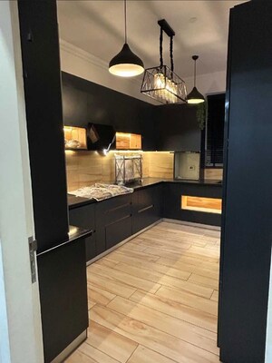 Kitchen in 3.5 BHK Apartment at JMD Gardens, Sector 33 – for Sale