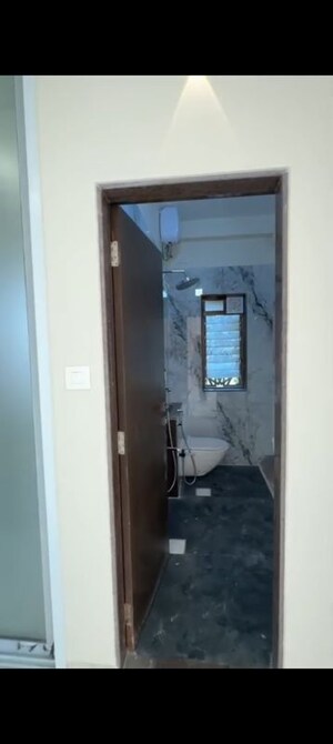 Bathroom in 2.5 BHK Apartment at Lower Parel West – for Rent
