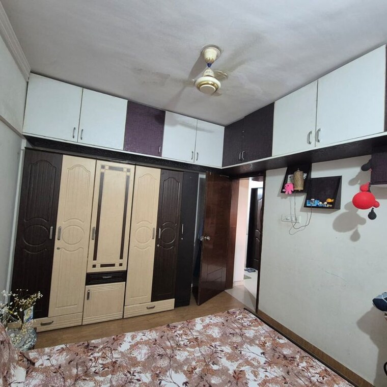 Kitchen, gk-rose-icon 1 Bedroom 650 Sq.Ft. Apartment In Pimple Saudagar Pune 10317101