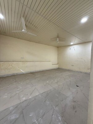 Bedroom in 2 BHK Builder Floor at Sukhdev Vihar – for Rent