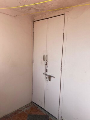 Furnished Amenities in 1 RK Builder Floor at Alkapuri – for Rent