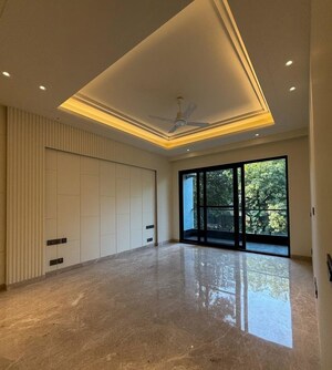 Hall in 4 BHK Builder Floor at Safdarjung Development Area – for Rent