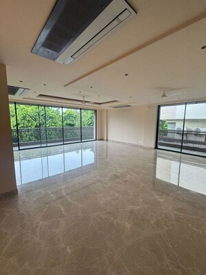 4 BHK Builder Floor For Rent in Safdarjung Development Area