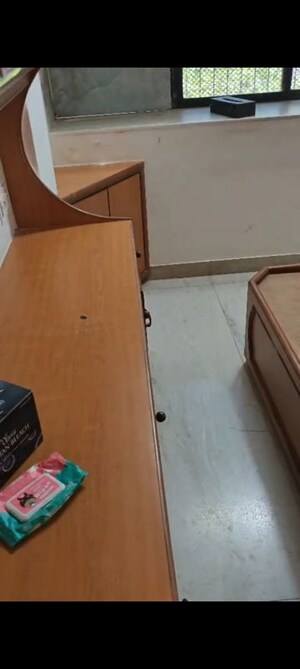 Furnished Amenities in 1 BHK Apartment at Andheri CHS, Andheri West – for Rent