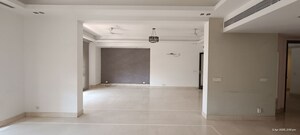 Room in 5 BHK Apartment at Eros Royale Retreat III, Charmwood Village – for Rent
