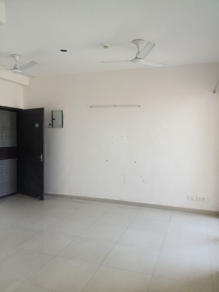 Room, mahagun-mywoods 3 Bedroom 1370 Sq.Ft. Apartment In Sector 16c Greater Noida Greater Noida 10317210