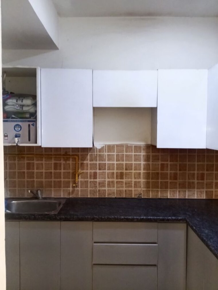 Kitchen, mahagun-mywoods 3 Bedroom 1370 Sq.Ft. Apartment In Sector 16c Greater Noida Greater Noida 10317210