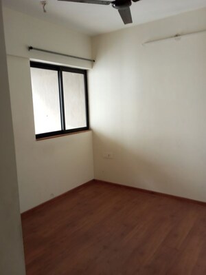 Room in 3 BHK Apartment at Lodha Downtown, Dombivli East – for Rent