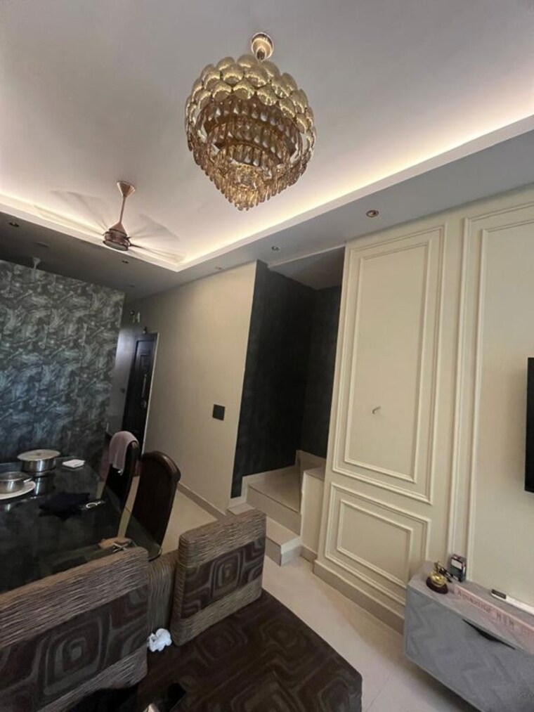 Living Room, kailash colony 3 Bedroom 140 Sq.Yd. Builder Floor In Kailash Colony Delhi 10317226