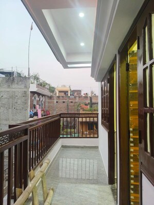 Balcony in 2 BHK Builder Floor at Kidwaipuri – for Rent
