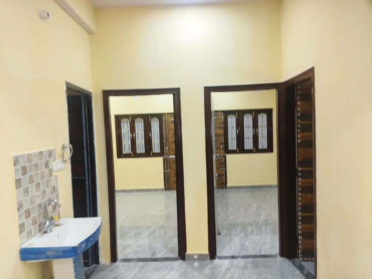 Other, kidwaipuri 2 Bedroom 900 Sq.Ft. Builder Floor In Kidwaipuri Patna 10317285