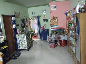 Living Room in 2 BHK Apartment at Behala – for Rent