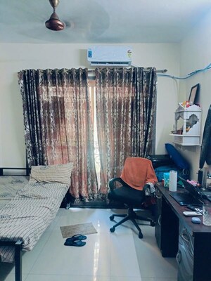 Team Area in 1 BHK Apartment at Siddhi Highland Springs, Dhokali – for Sale