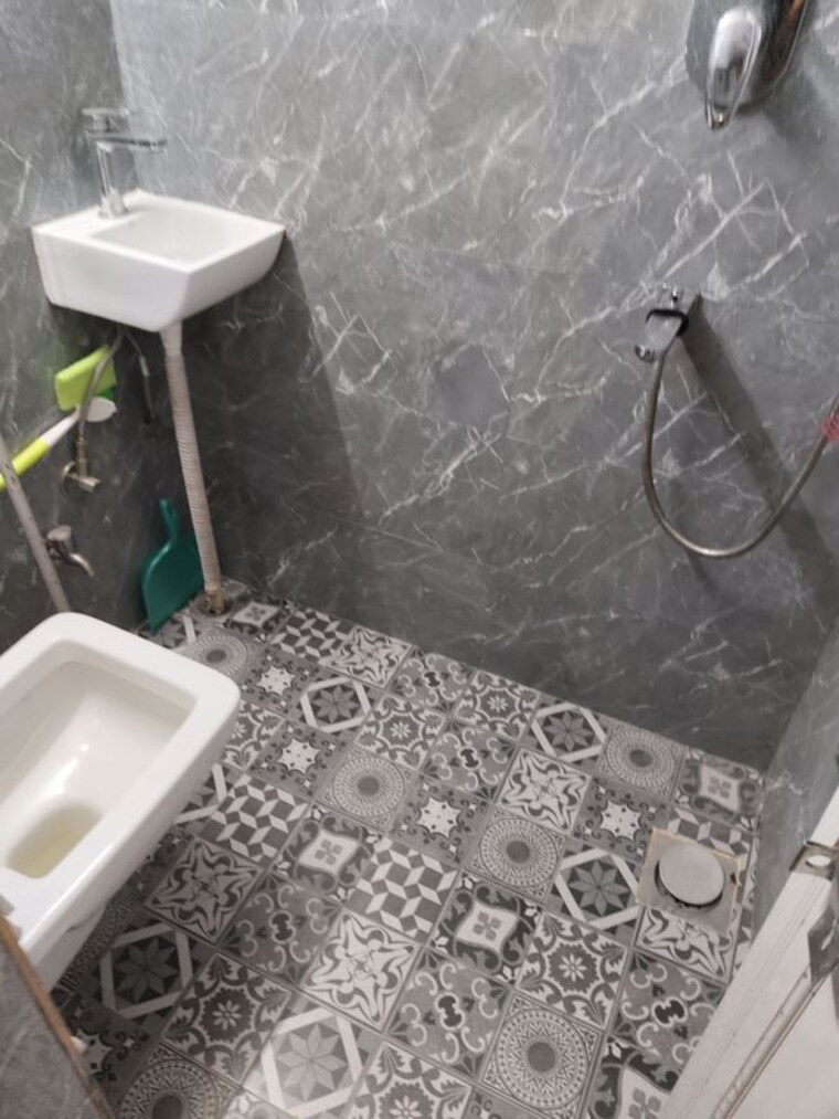 undefined, chirag dilli 1 Bedroom 65 Sq.Yd. Builder Floor In Chirag Dilli Delhi 10317309