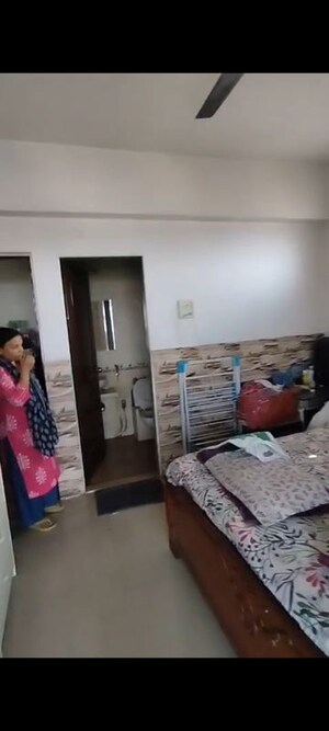 Bedroom in 2 BHK Apartment at Shiv Triveni Galleria CHS, Sanpada – for Rent