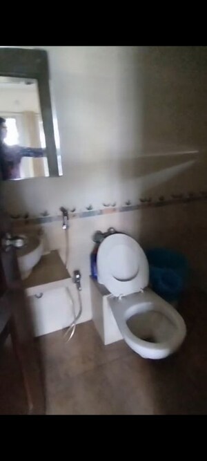 Bathroom in 2 BHK Apartment at Shiv Triveni Galleria CHS, Sanpada – for Rent