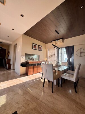 Living Room in 3.5 BHK Apartment at Imperial Heights Goregaon West, Goregaon West – for Sale