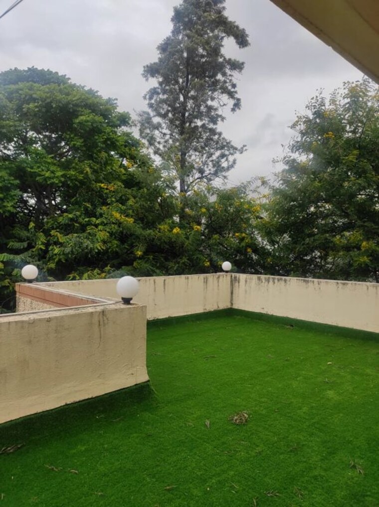 Balcony, gera-gardens 3 Bedroom 1800 Sq.Ft. Apartment In Koregaon Park Pune 10317364