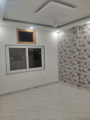 Room in 2 BHK Builder Floor at Govindpuri – for Rent