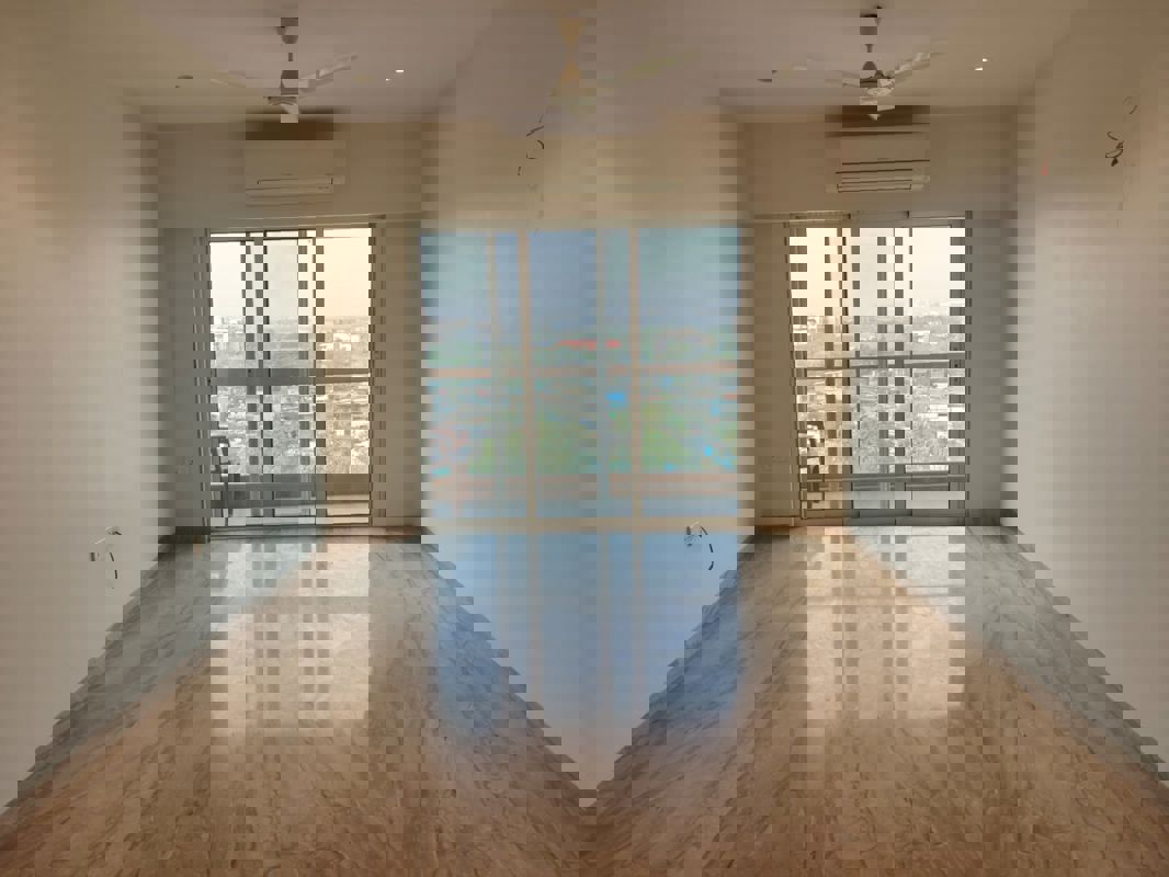 3 BHK 1120 Sq.Ft. Apartment in Kings Apartment Santacruz