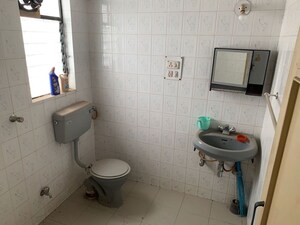 Bathroom in 2.5 BHK Apartment at Shri Shanti Apartments, Aundh – for Sale