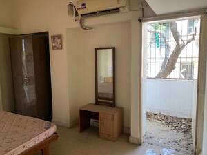 Living Room in 2.5 BHK Apartment at Shri Shanti Apartments, Aundh – for Sale