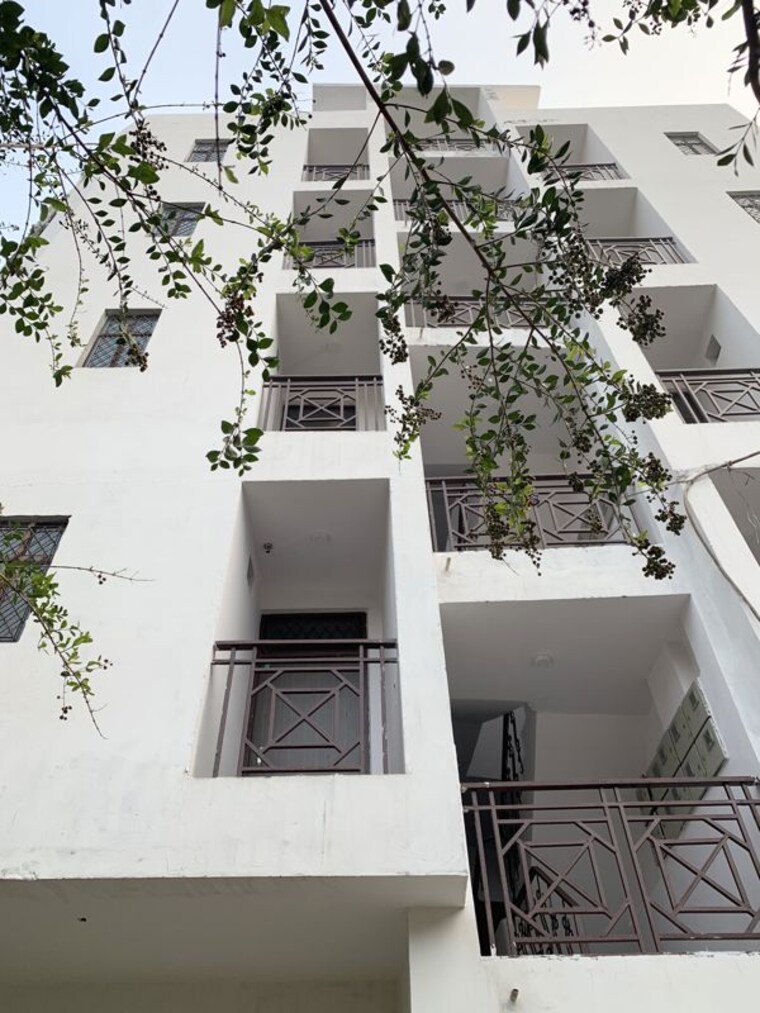Exterior View, sarai jullena Pg For Girls In Sarai Jullena 10317353
