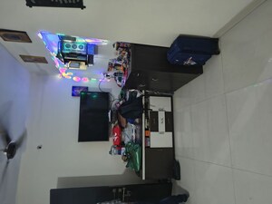 Team Area in 2 BHK Apartment at Kurla – for Rent