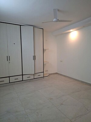 3 BHK Builder Floor For Rent in Gulmohar Enclave