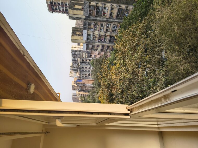 Balcony, kurla 2 Bedroom 650 Sq.Ft. Apartment In Kurla Mumbai 10317478