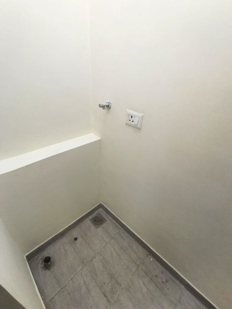 Attached Bathroom, godrej-prime 2 Bedroom 750 Sq.Ft. Apartment In Chembur Mumbai 10317470