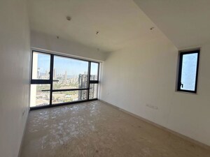Room in 3 BHK Apartment at Lodha The Park, Worli – for Rent