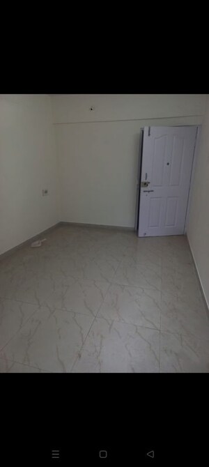 Room in 1 RK Apartment at Giriraj CHS Naupda, Naupada – for Rent